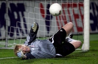 المخضرم أوليفر كان 