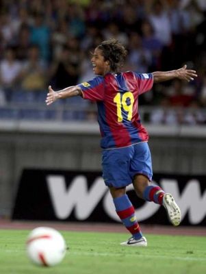 جوفاني دوس سانتوس  ينطلق فرحاً بهدف الفوز