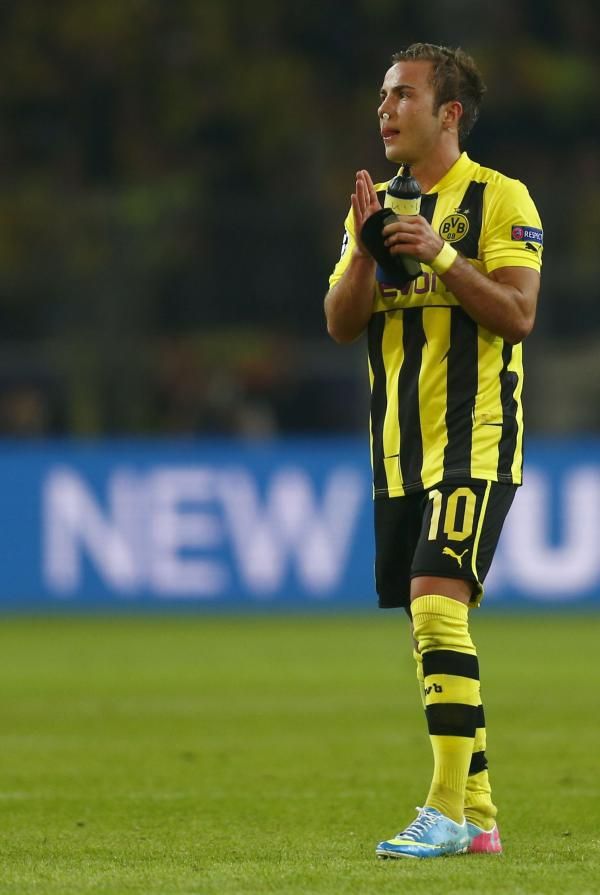 2013-04-24t210059z_1046870935_lr1e94o1mddp6_rtrmadp_3_soccer-champions_reuters