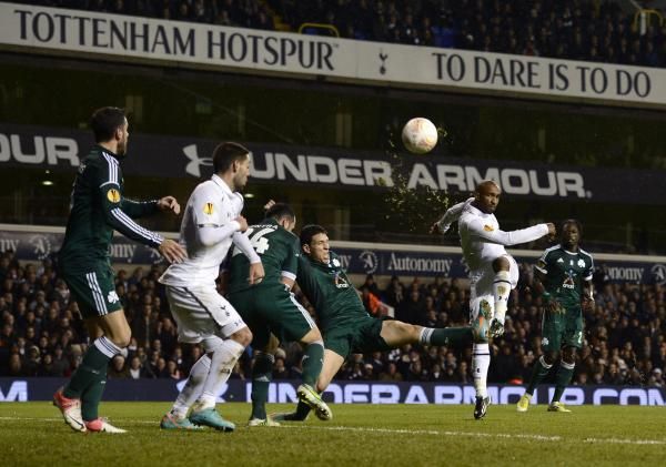 2012-12-06t211534z_1699049393_gm1e8c70ejp01_rtrmadp_3_soccer-europa_reuters