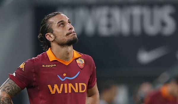 2012-09-29t204535z_418552970_gm1e89u0d5m01_rtrmadp_3_soccer-italy_reuters
