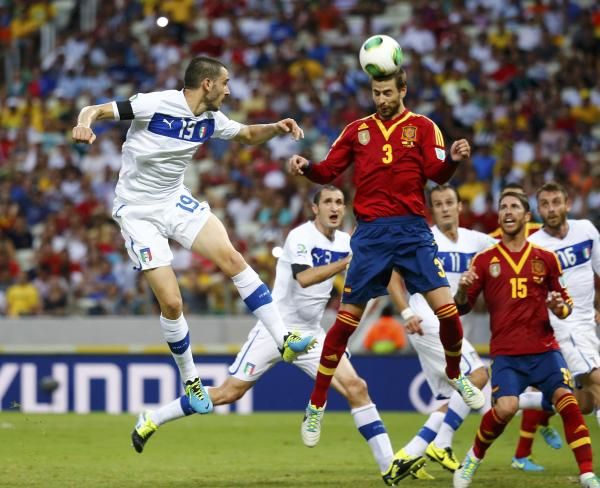 2013-06-27t203337z_1996819689_tb3e96r1l3tcy_rtrmadp_3_soccer-confederations_reuters