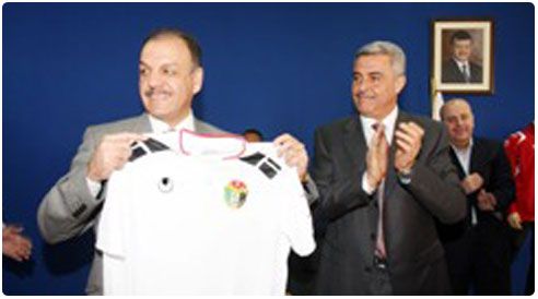 الحديد وعدنان حمد