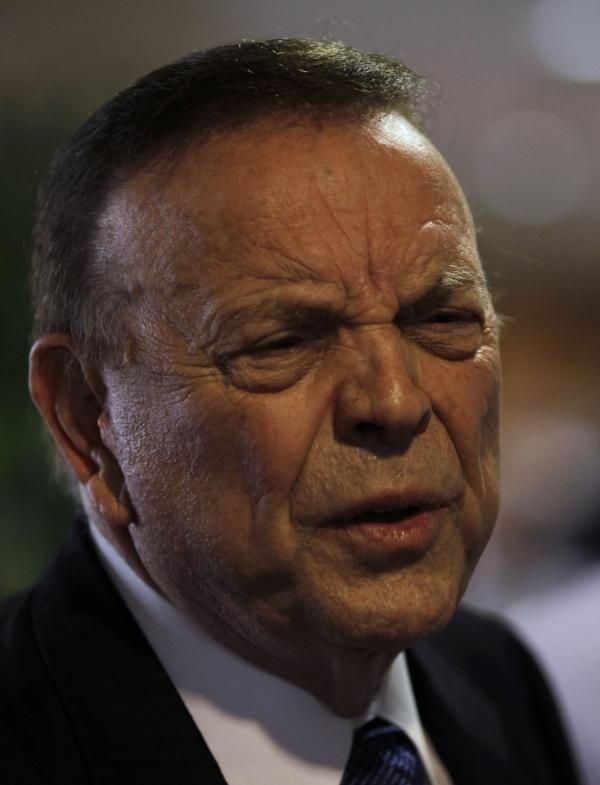 2012-12-20t232830z_1906802679_gm1e8cl0klv01_rtrmadp_3_paraguay_reuters