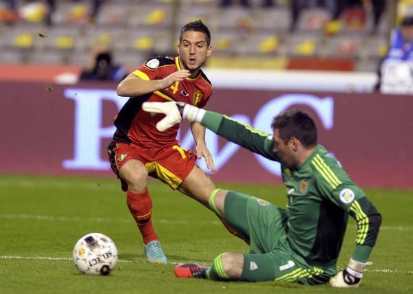 2012-10-16t192025z_81319002_lr1e8ag1hpqbj_rtrmadp_3_soccer-world_reuters