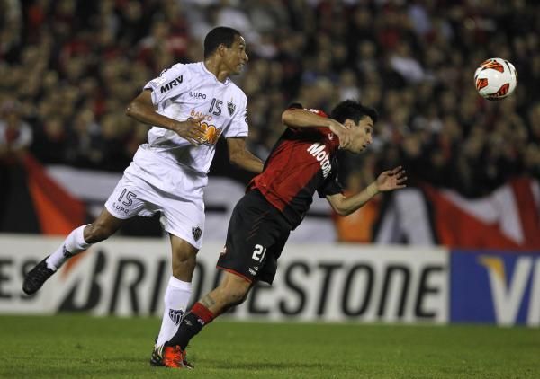 2013-07-04t040720z_1772612244_gm1e9740xl701_rtrmadp_3_soccer-libertadores_reuters