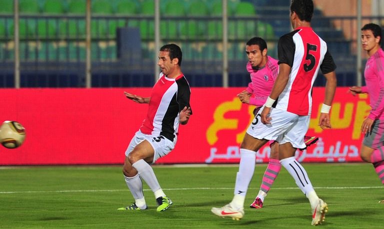 لقطة من مباراة الزمالك وطلائع الجيش