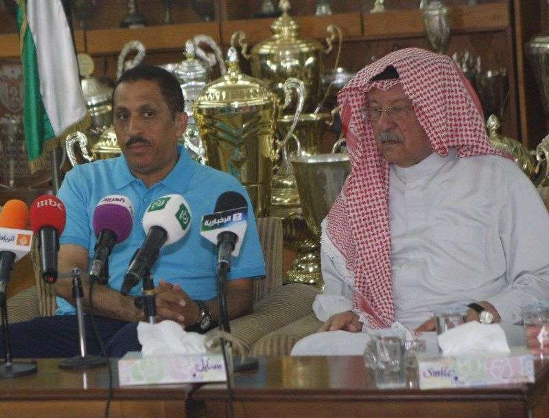 كميخ والشيخ سلطان العدوان 