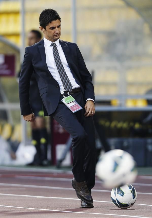 2012-11-30t162706z_1970608937_gm1e8c1017l01_rtrmadp_3_soccer_reuters