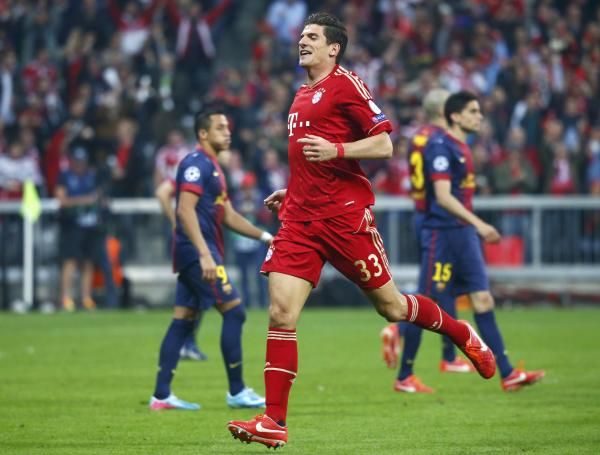 2013-04-23t200232z_530708606_lr1e94n1jnya0_rtrmadp_3_soccer-champions_reuters
