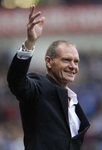 2011-10-15t154225z_01_crc03_rtridsp_3_soccer-europe-scotland_reuters