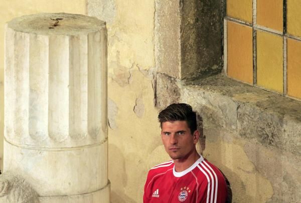 2013-07-08t140646z_221998969_gm1e9750gwf01_rtrmadp_3_soccer-germany-gomez_reuters