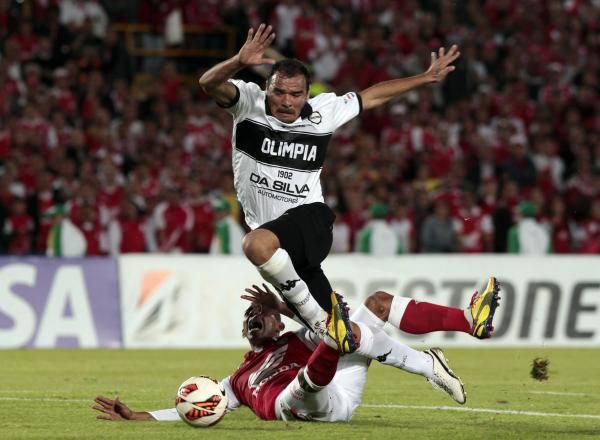 2013-07-10t024854z_1567183095_gm1e97a0qdp01_rtrmadp_3_soccer-libertadores_reuters