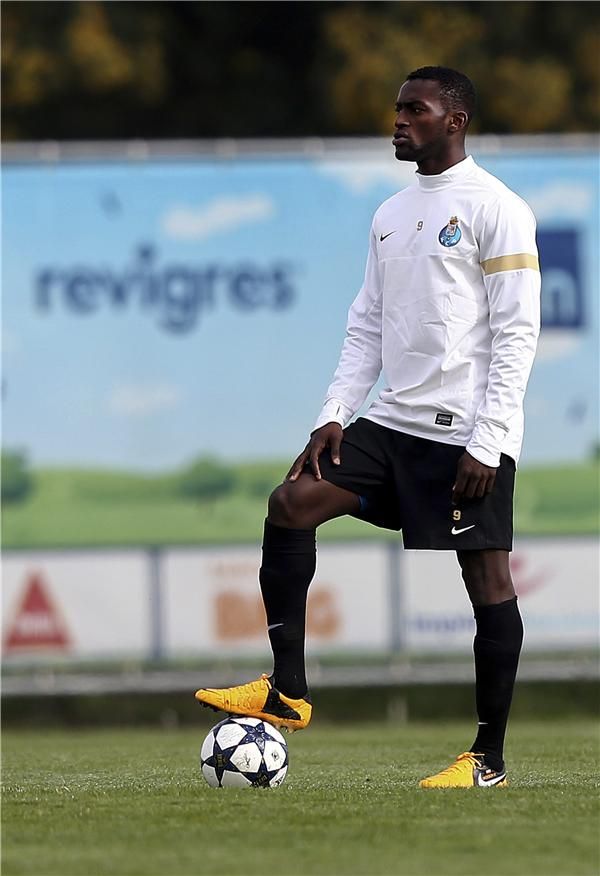 جاكسون مارتينيز