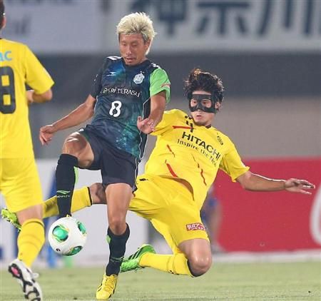 دايسوكي سوزوكي في لقاء الامس أمام فريق شونان بيلمير