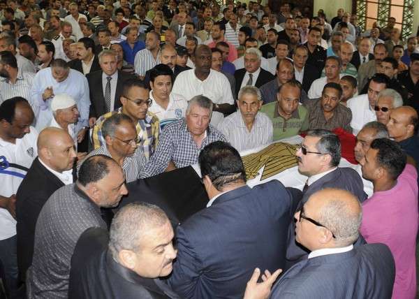جانب من الجنازة
