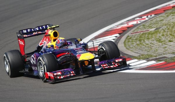 2013-07-07t150128z_2054784903_gm1e9771ruw01_rtrmadp_3_motor-racing-prix_reuters