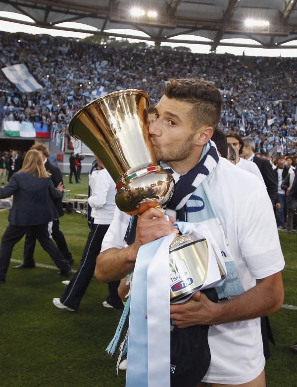 2013-05-26t190235z_1119073178_gm1e95r08dm01_rtrmadp_3_soccer-italy_reuters