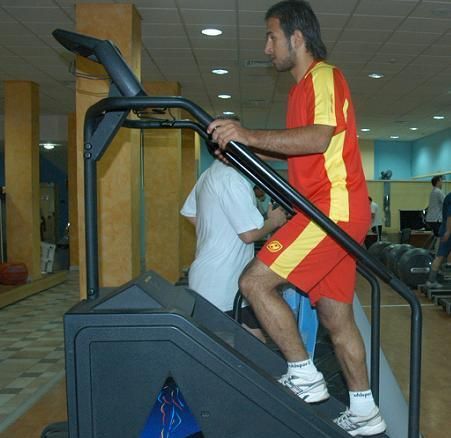 مهند المحارمة يأمل العودة للملاعب