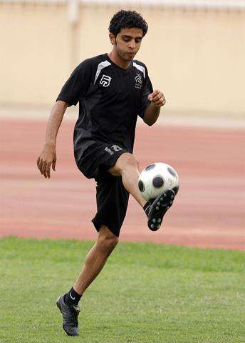 علي عطيف