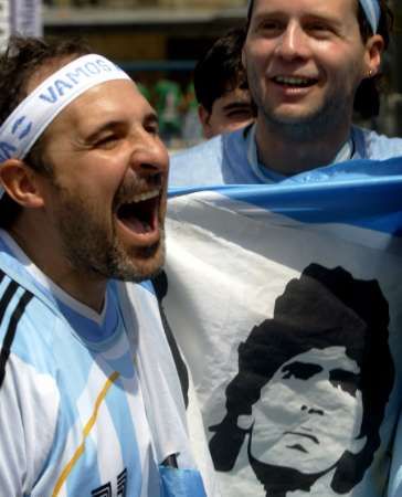 2006-06-24t135414z_01_aco03d_rtridsp_2_sport-soccer-world