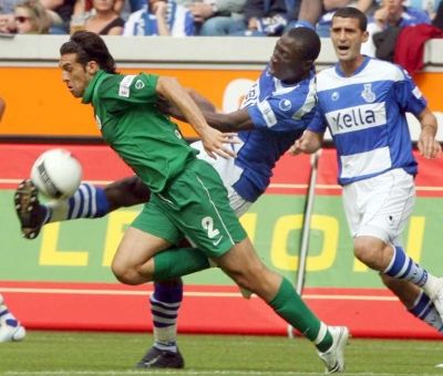 من مباراة فولفسبورج و دويسبورج