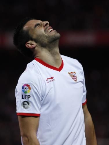 2012-01-11t231909z_01_mdp10_rtridsp_3_soccer-spain-cup_reuters