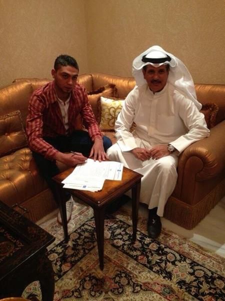 البنوان مع اللاعب الدولي الاردني سعيد مرجان لحظة التوقيع