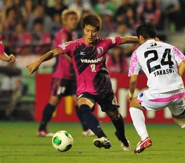 مباراة فريقي سيريزو اوساكا وساجان توسو