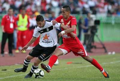 لقطة من مباراة محلية لوفاق سطيف