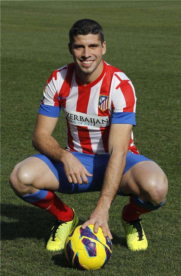 الأرجنتيني إيميليانو إنسوا