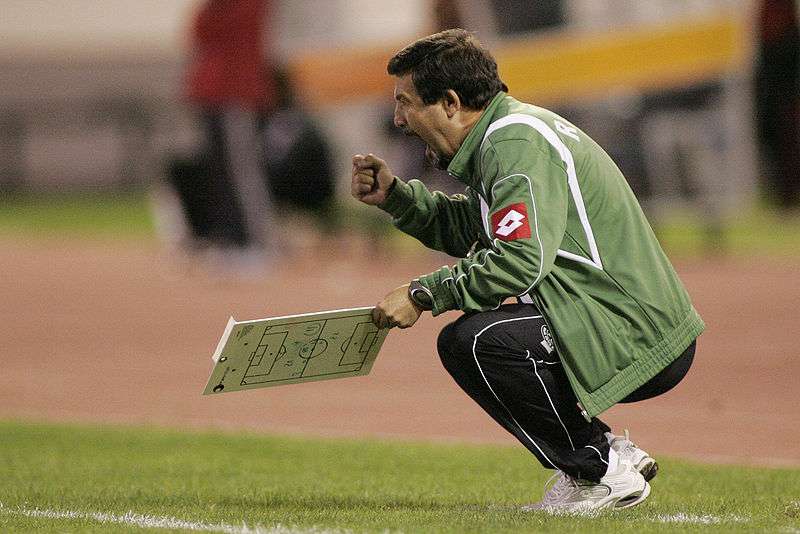 البرتغالي روماو قاد المران الاول للعربي الكويتي