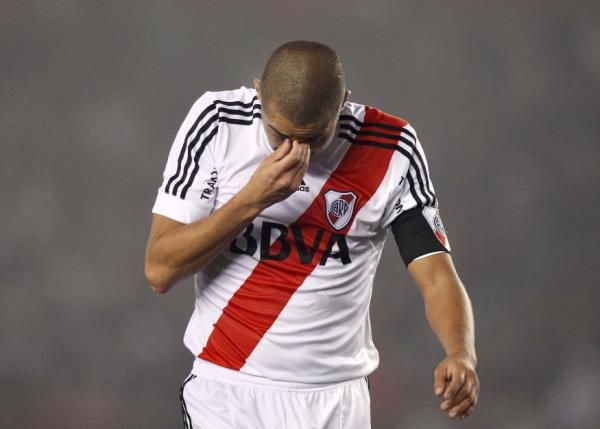 2012-08-06t010124z_810123542_gm2e8860oyb01_rtrmadp_3_soccer_reuters