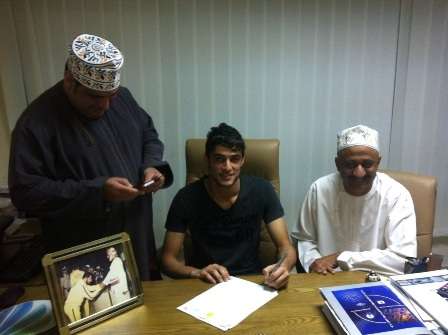 المقبالي مع مسؤولي فنجاء