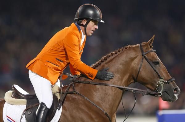 2013-06-27t211404z_683044558_gm1e96s0efz01_rtrmadp_3_equestrianism_reuters