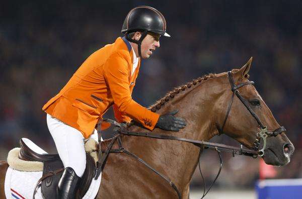 2013-06-27t211404z_683044558_gm1e96s0efz01_rtrmadp_3_equestrianism_reuters