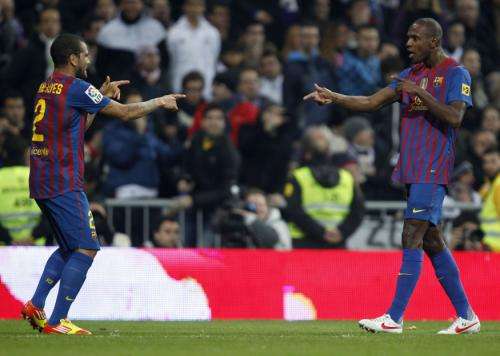 صورة تجمع بين أبيدال (يمين) وألفيش (يسار)