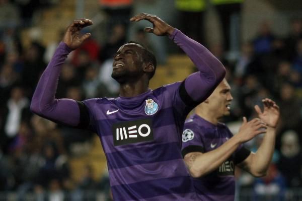 2013-03-13t212712z_1348609308_gm1e93e0f3d01_rtrmadp_3_soccer-champions_reuters