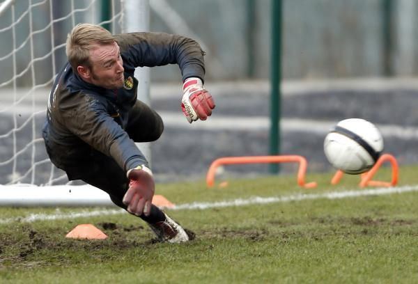 2013-03-19t125807z_1473023948_gm1e93j1m6501_rtrmadp_3_soccer-world_reuters
