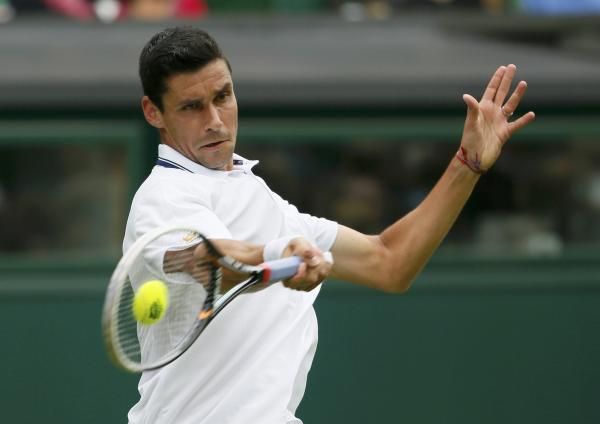 2013-06-24t124138z_1641111618_lr2e96o0z935h_rtrmadp_3_tennis-wimbledon_reuters
