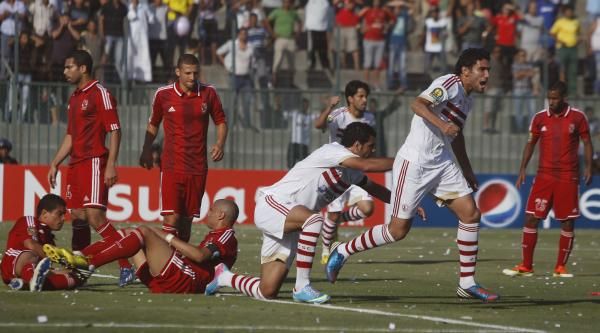 لقطة من مباراة الأهلي والزمالك بالجونة