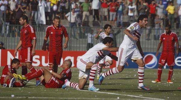 لقطة من مباراة الأهلي والزمالك بالجونة