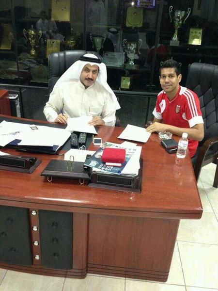 البرازيلي ويلسون يوقع على عقد التجديد للصليبخات