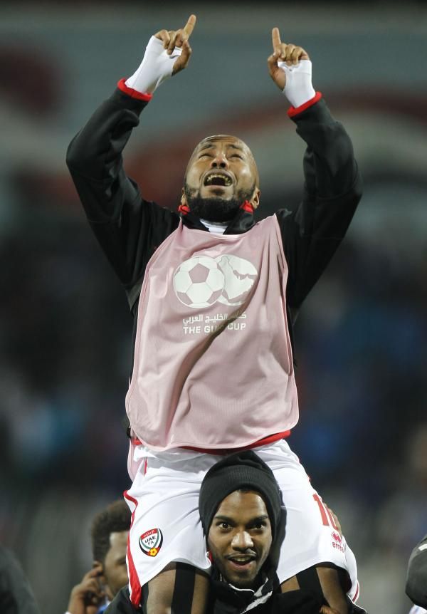 2013-01-15t155751z_1433657874_gm1e91f1u3r01_rtrmadp_3_soccer_reuters