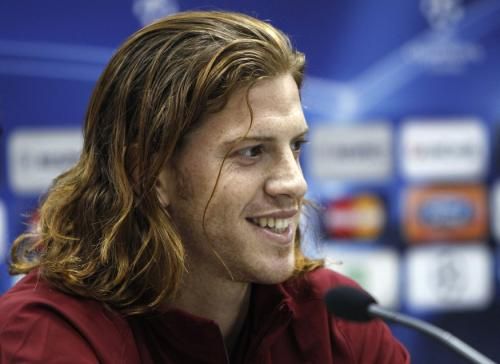 2010-09-28t123013z_01_kaz01_rtridsp_3_soccer-champions_reuters