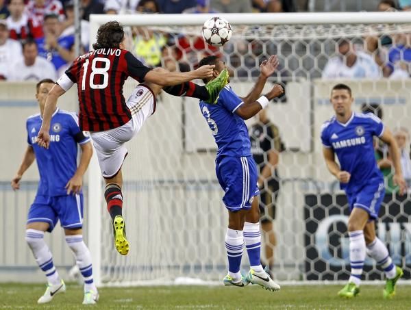 2013-08-05t005604z_1423590_gm1e9850or401_rtrmadp_3_soccer_reuters