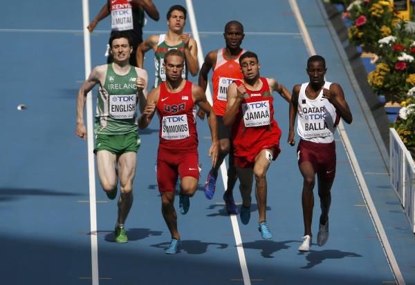 من تصفيات سباق 800 متر اليوم وفيها القطري بله