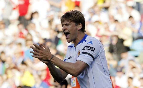 2013-04-14t182234z_50880627_gm1e94f06hq01_rtrmadp_3_soccer-spain_reuters