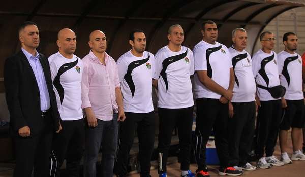 حسام يسعى لتحقيق أول فوز رسمي مع النشامى