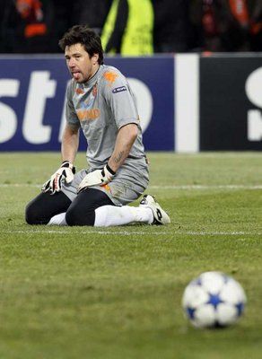  الحارس البرازيلي دوني